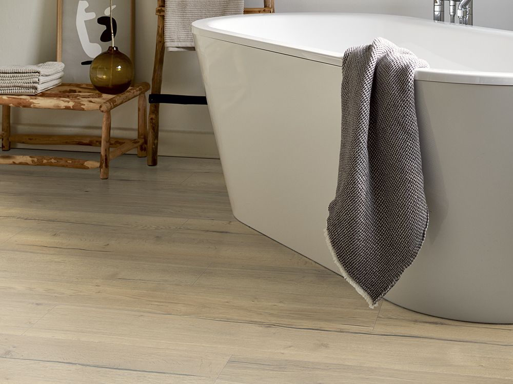Ламинат Egger Home Classic 4V Aqua+ CT EHL106 Дуб Крестон натуральний