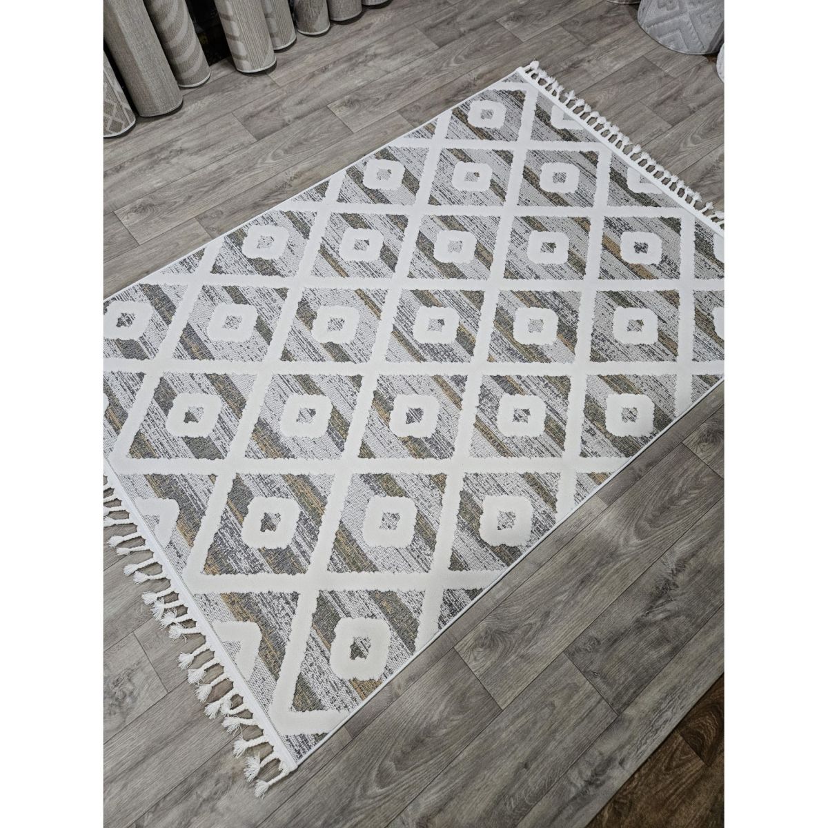 Ковёр Greencarpet Dolche 3299A BEIGE / CREAM