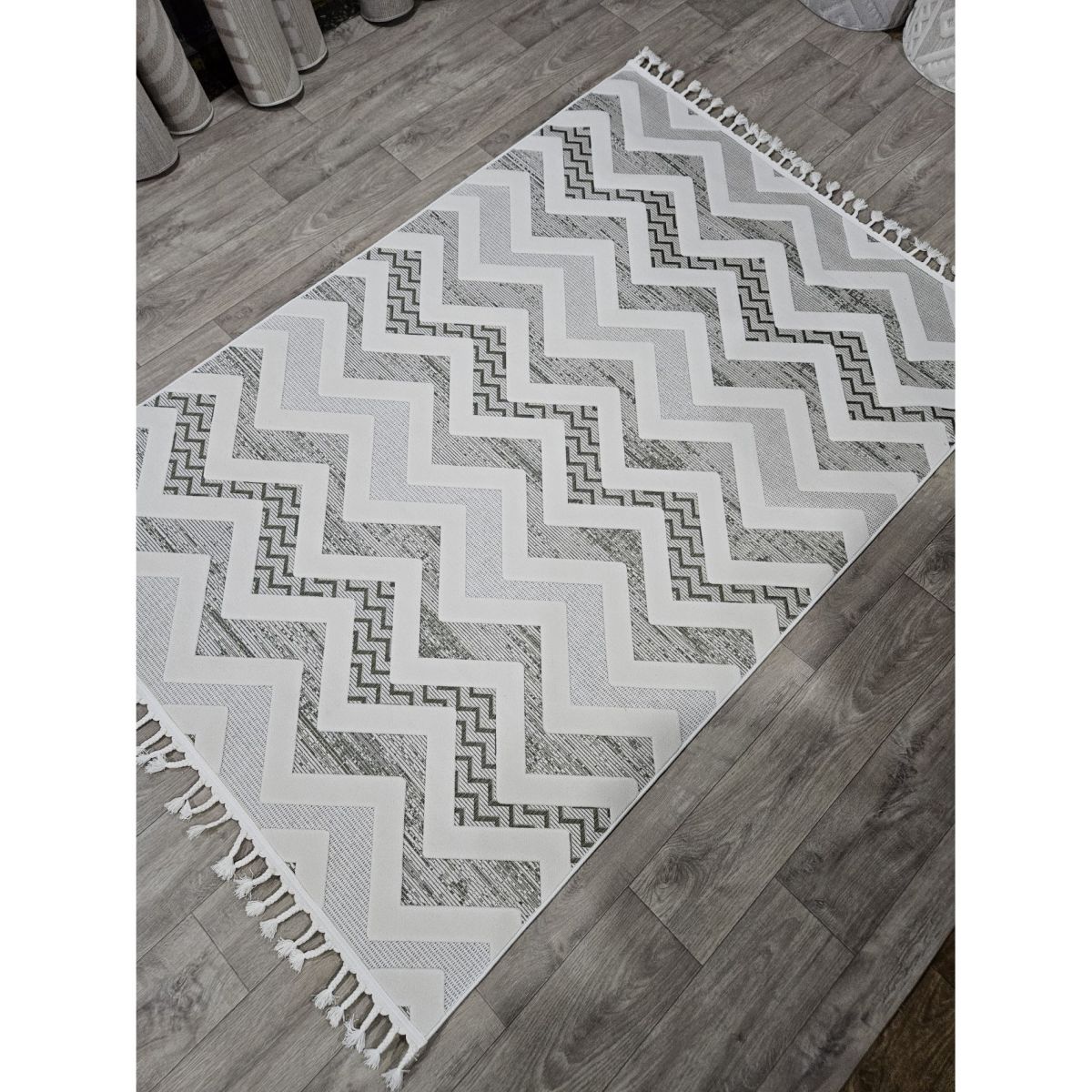 Ковёр Greencarpet Dolche 4037B GREEN / CREAM