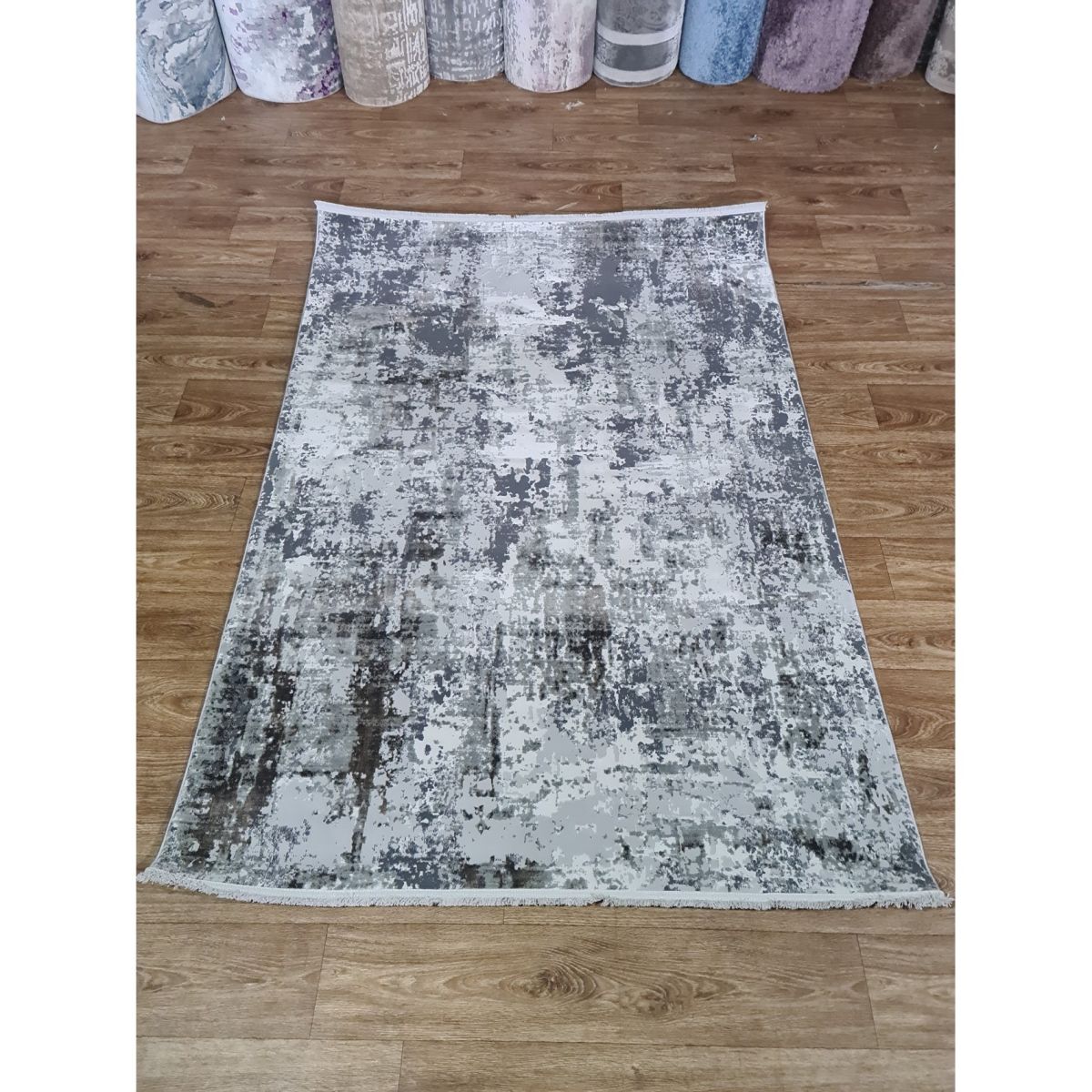 Ковёр Greencarpet Imparator 04639D L.GREY