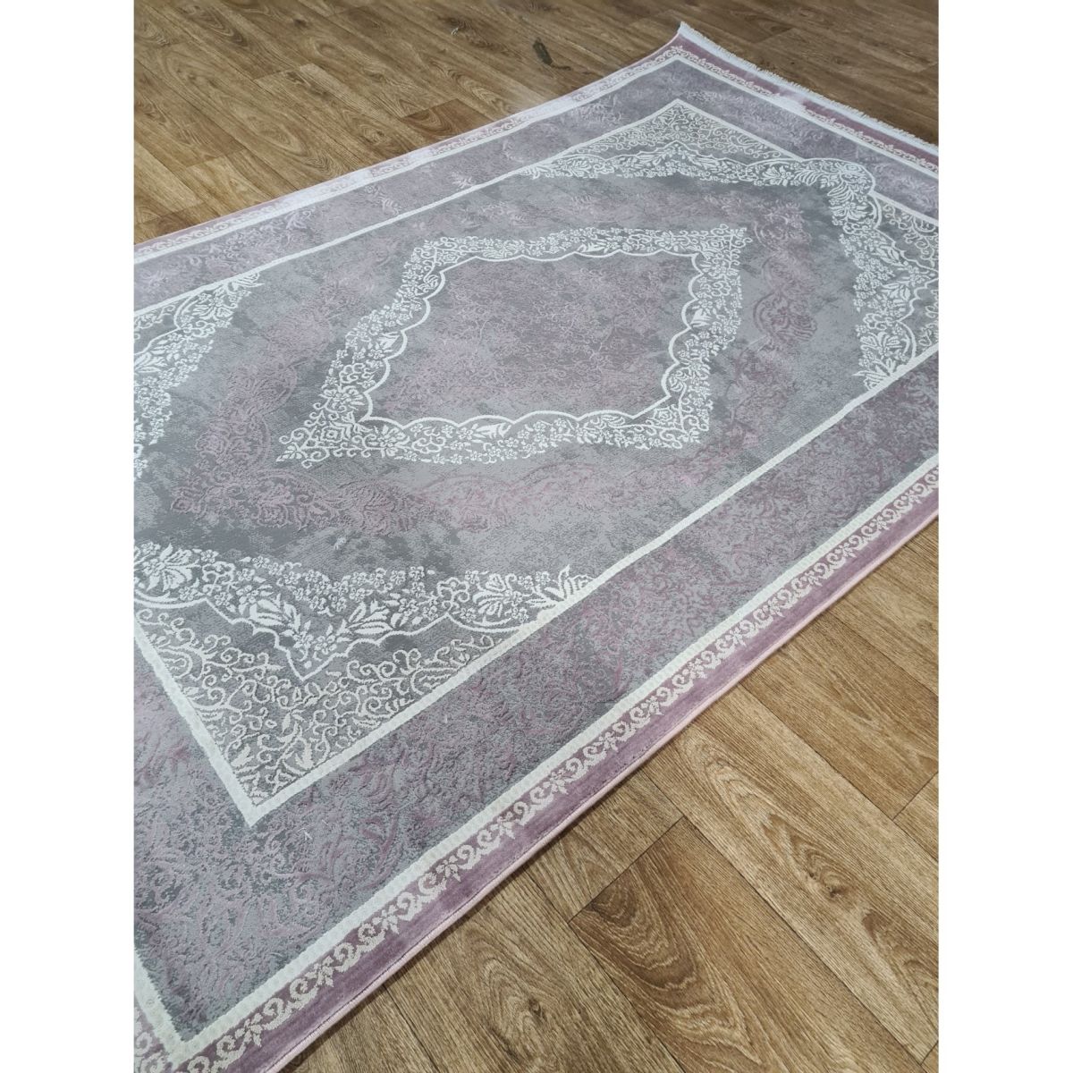 Ковёр Greencarpet Luxury 05986D D.GREY HB / LILAC