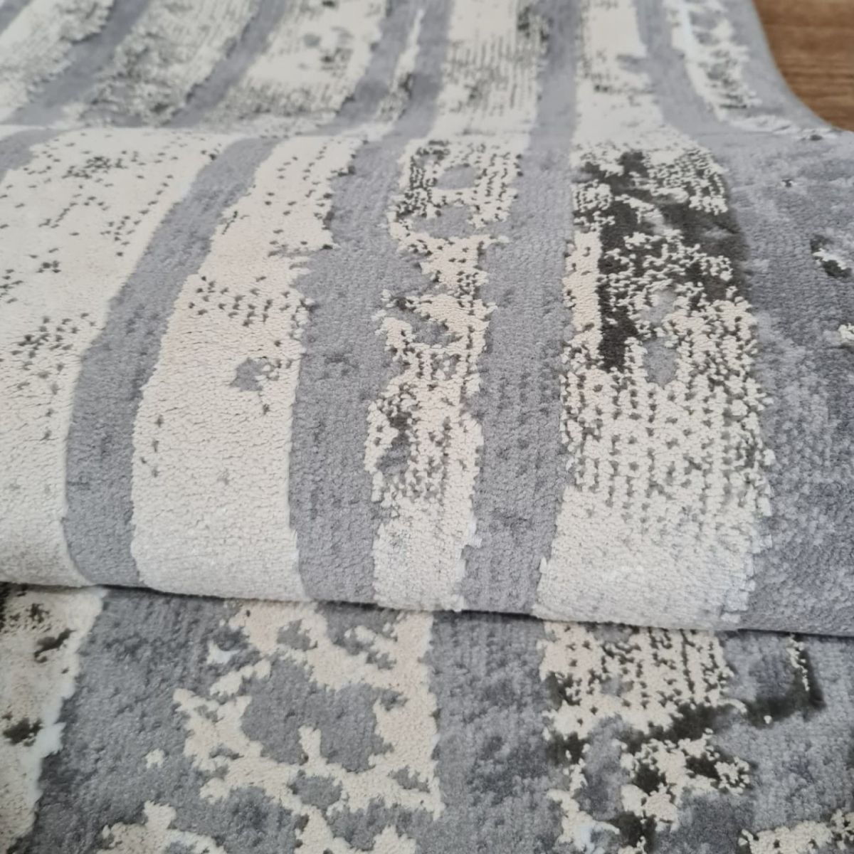 Ковёр Greencarpet Luxury 06188A GREY / GREY