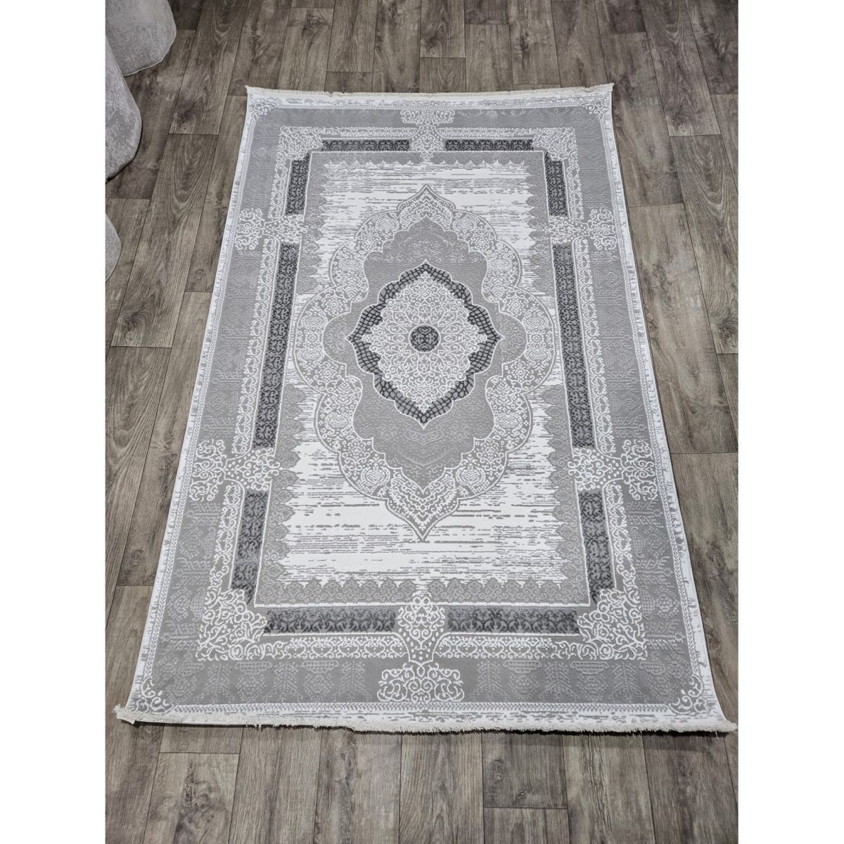 Ковёр Greencarpet MONOX T066A CREAM / SILVER
