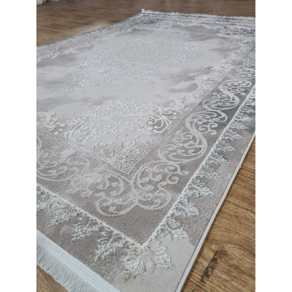 Ковёр Greencarpet Odessa 0102SA C.POLY.L.GREY/C.POL