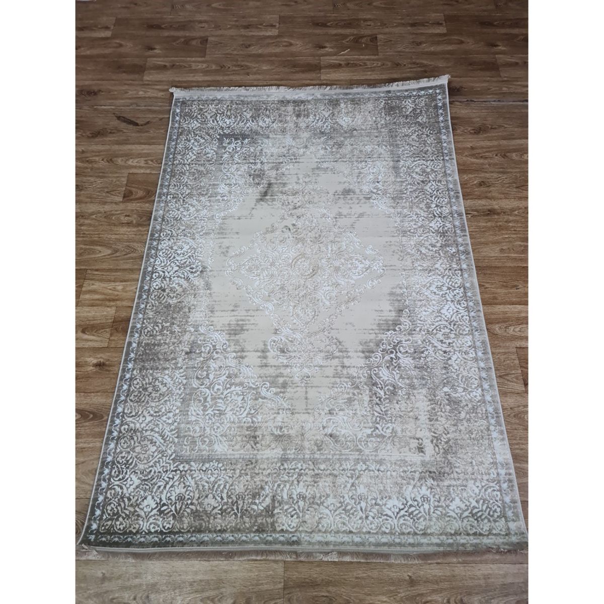Ковёр Greencarpet Odessa D703BC POLY. IVORY / CREAM
