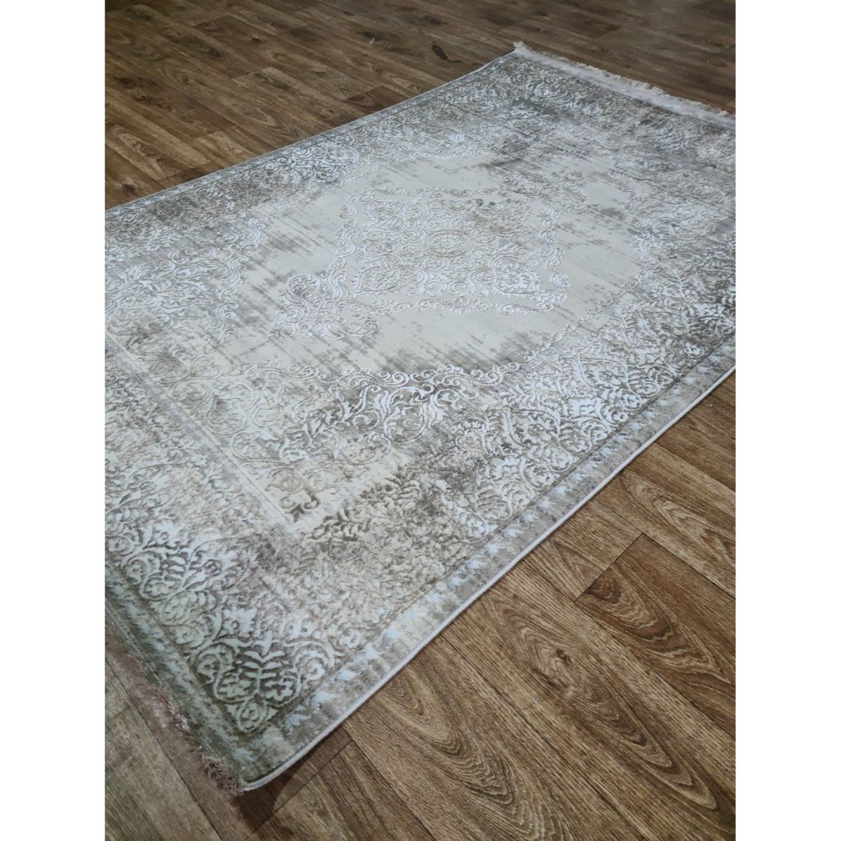 Ковёр Greencarpet Odessa D703BC POLY. IVORY / CREAM