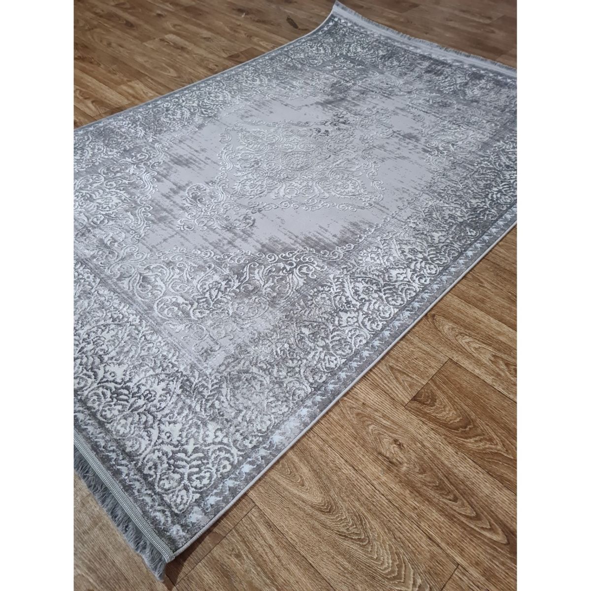 Ковёр Greencarpet Odessa D703BG C.POLY.L.GREY/CREAM
