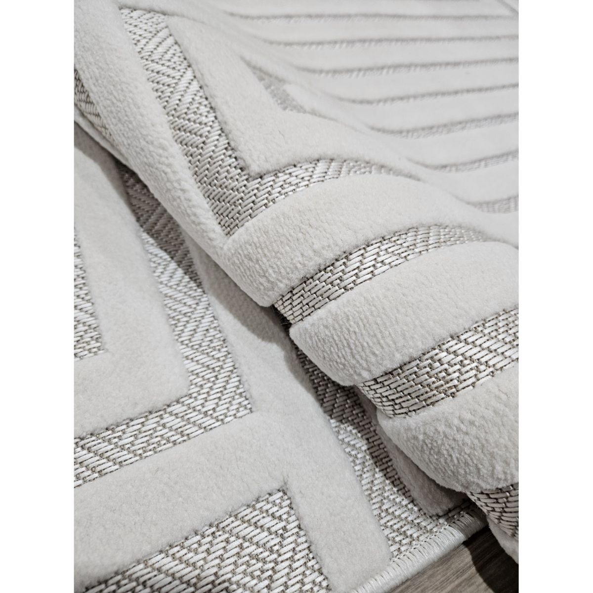 Килимова доріжка Greencarpet Dolche 3089H CREAM / CREAM