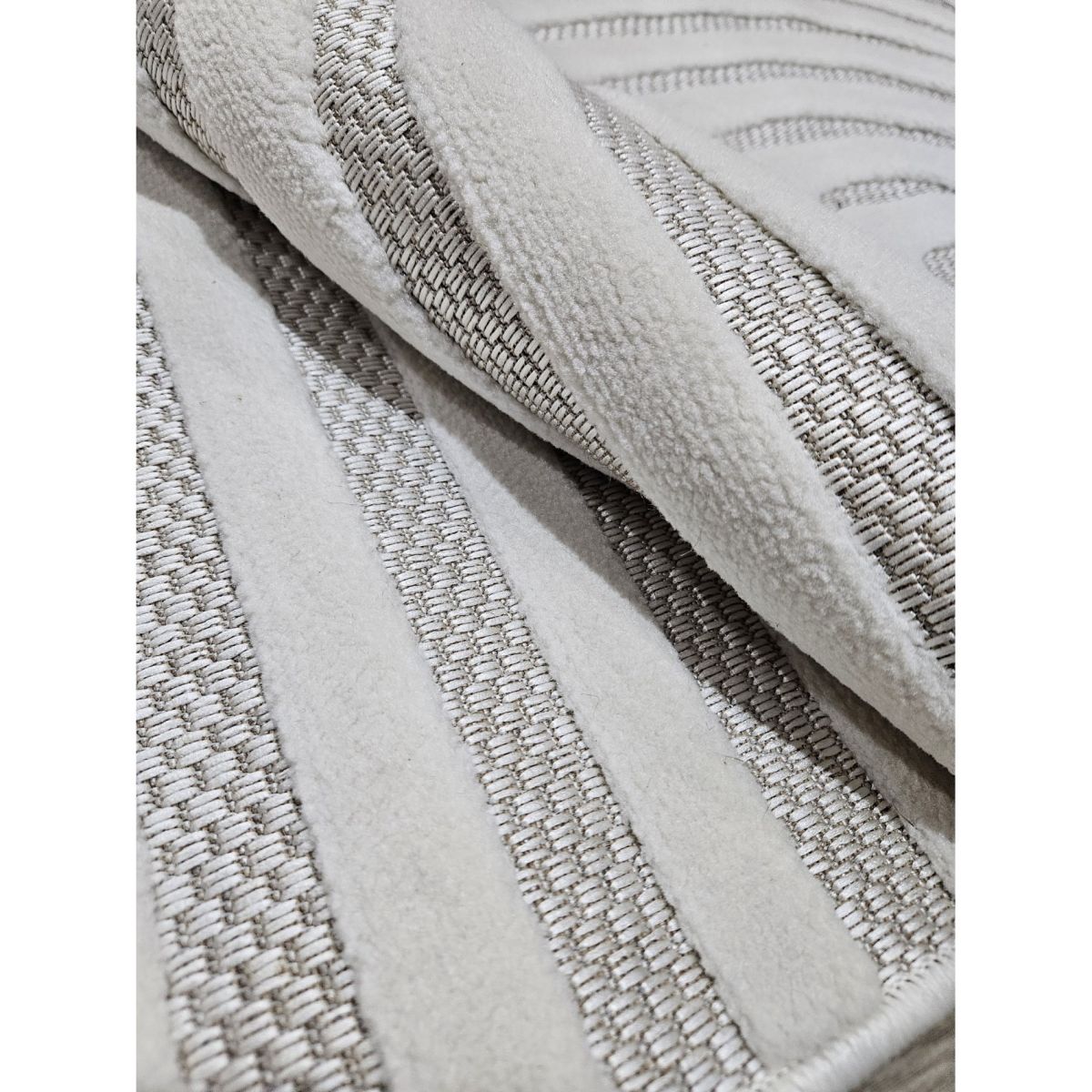 Килимова доріжка Greencarpet Dolche 3606C CREAM / CREAM