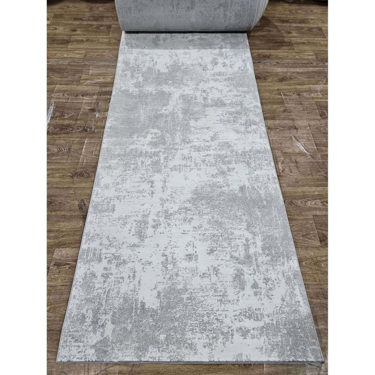 Килимова доріжка Greencarpet Inovasyion 3130A ICE GREY / CREAM