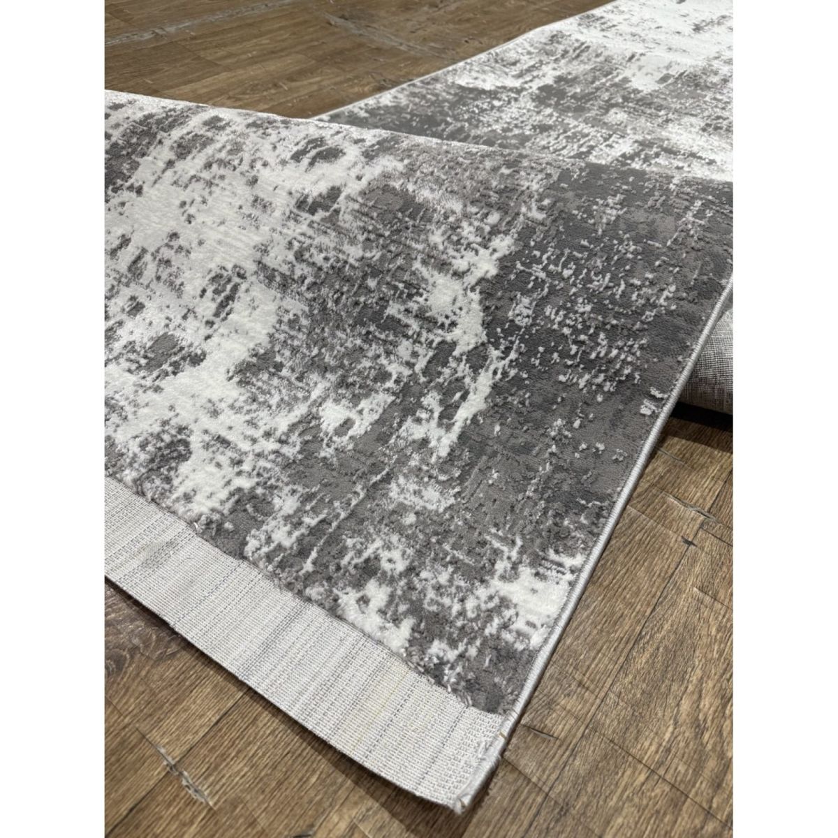 Килимова доріжка Greencarpet Odessa E319AG L.GREY/C.POLY.GREY