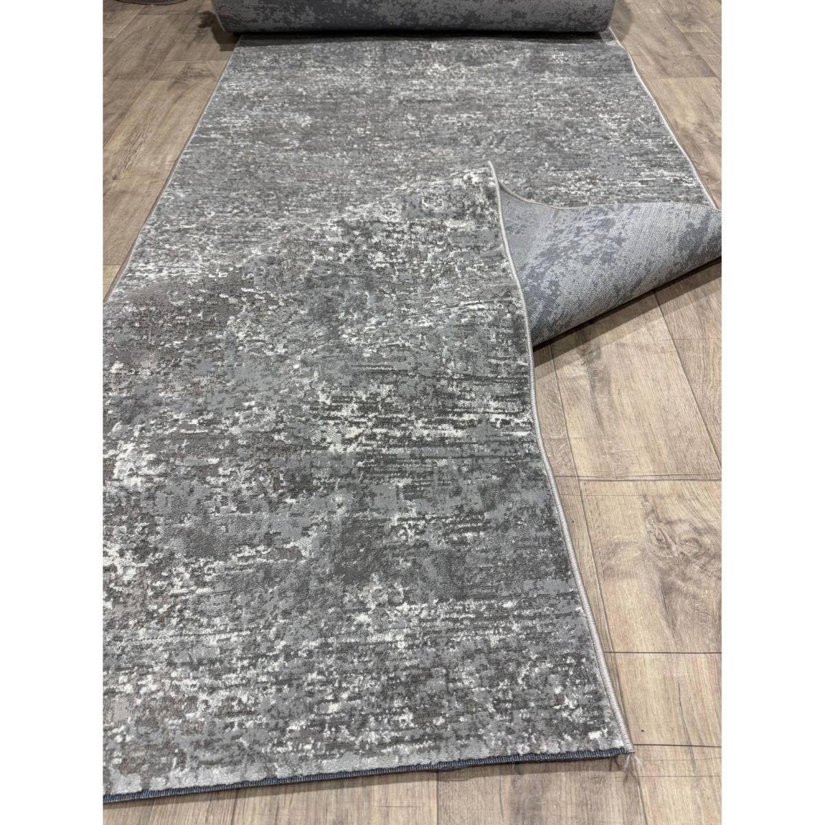 Ковровая дорожка Greencarpet Odessa Plus 14529A GREY