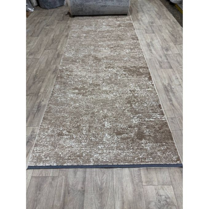 Ковровая дорожка Greencarpet Odessa Plus 14529A L.BROWN