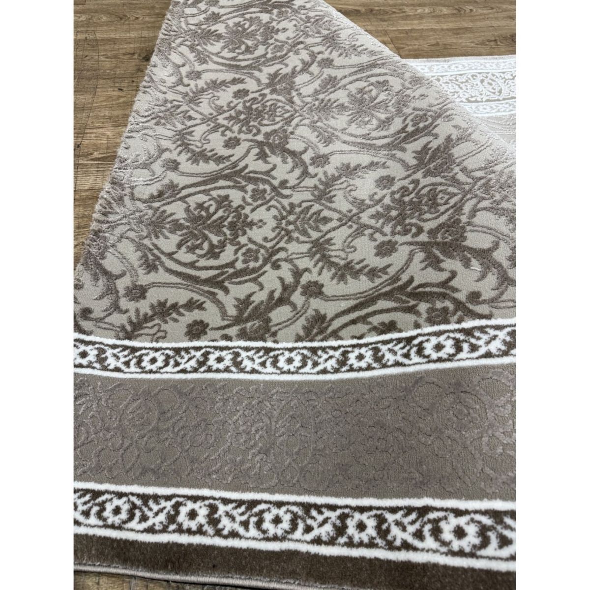Ковровая дорожка Greencarpet Tempo 8125 L.BROWN/BEIGE