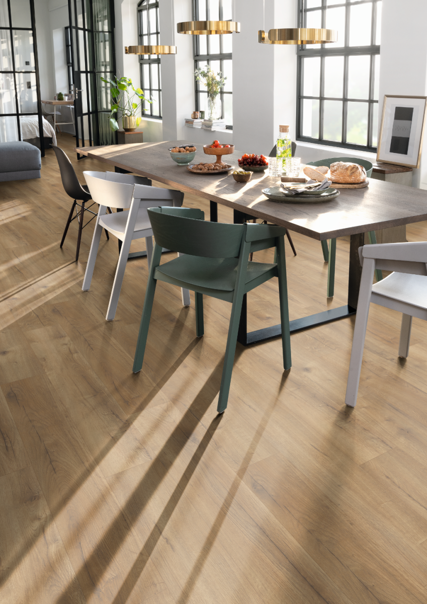 Ламинат Egger Classic 33 EL2155	Дуб Лойа медовый