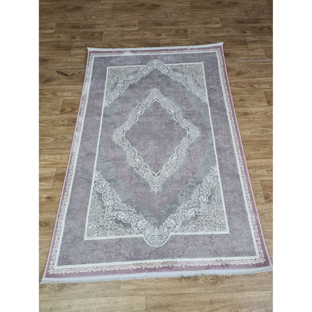 Ковёр Greencarpet Luxury 05986D D.GREY HB / LILAC