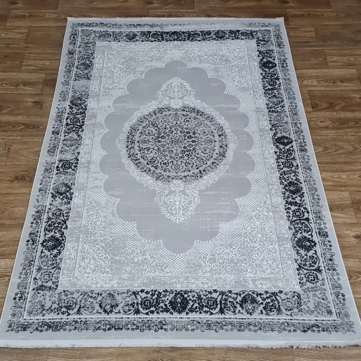 Килим Greencarpet Mahal 04179O L.GREY/GREY