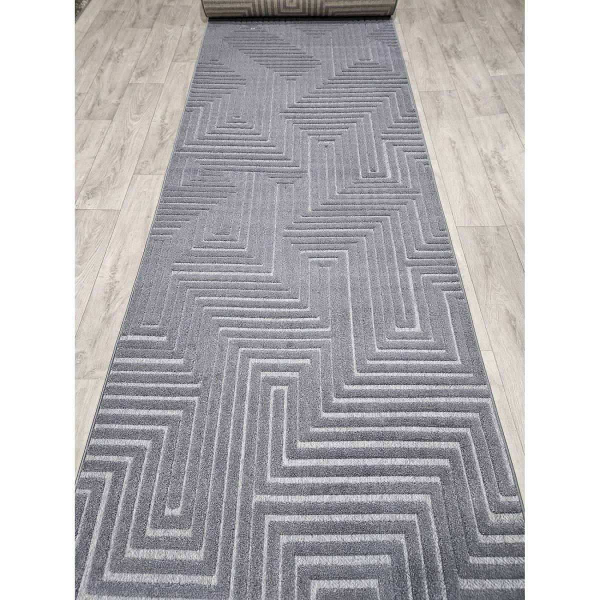 Ковровая дорожка Greencarpet Dolche 3089H ANTRACITE/ANTRACITE