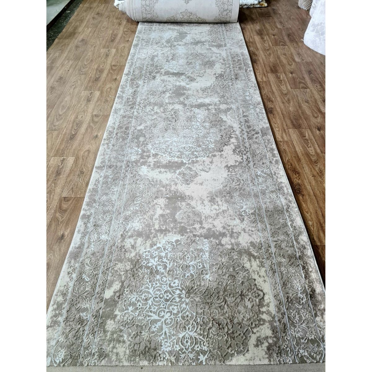 Ковровая дорожка Greencarpet Odessa 08126H P.BROWN / POLY. BEIGE
