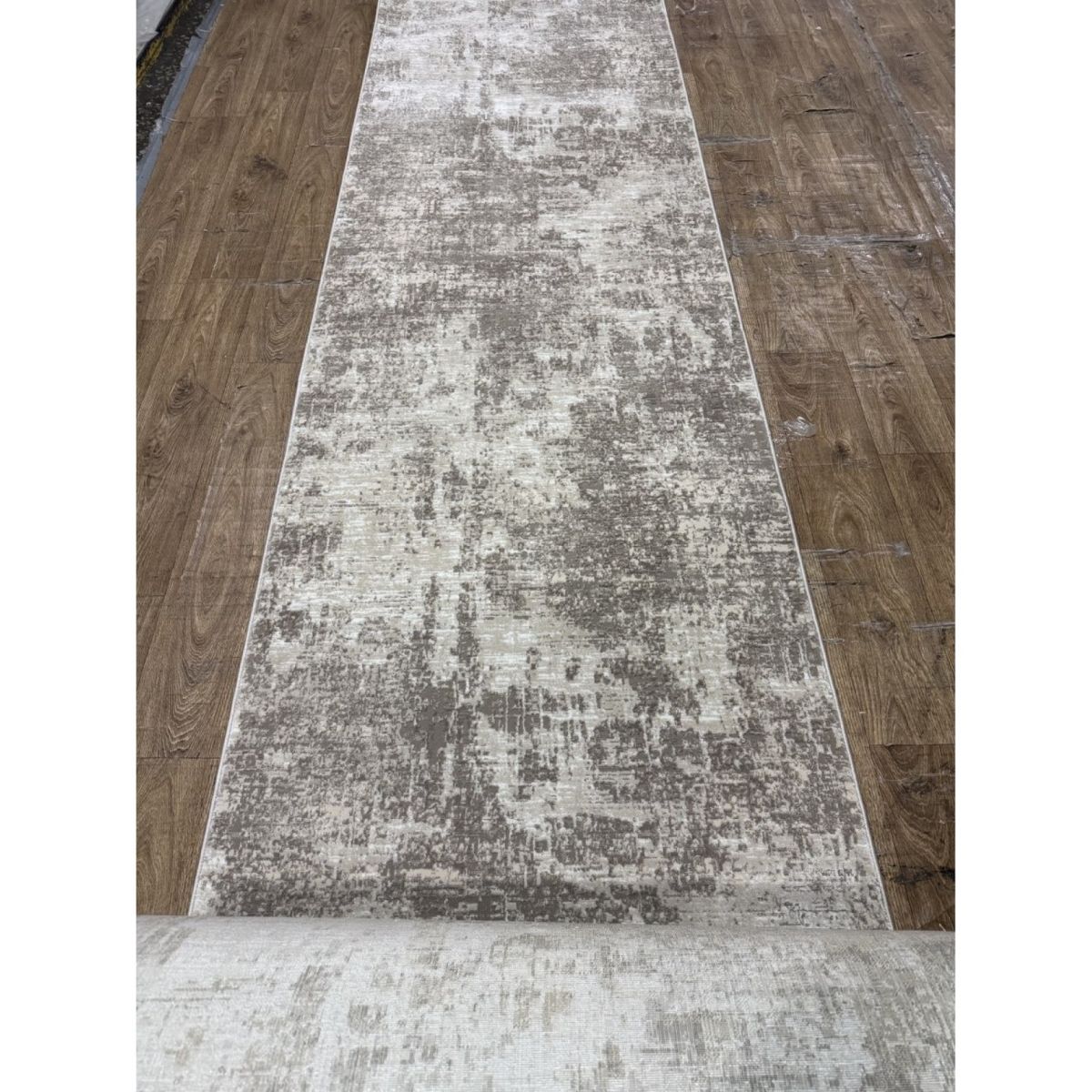 Ковровая дорожка Greencarpet Odessa E319BC POLY.IVORY/L.BEIGE