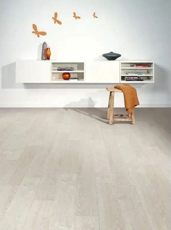 Ламінат Balterio Excellent 4V 33 00516 Дуб Морозний